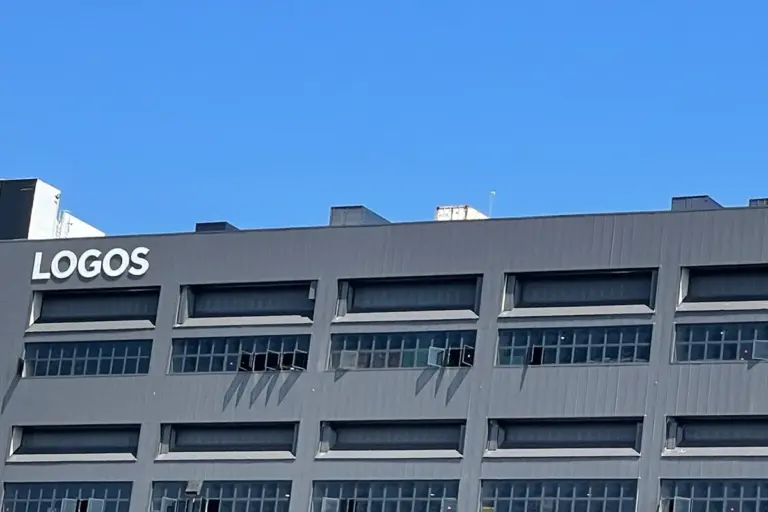 Logos Warehouse